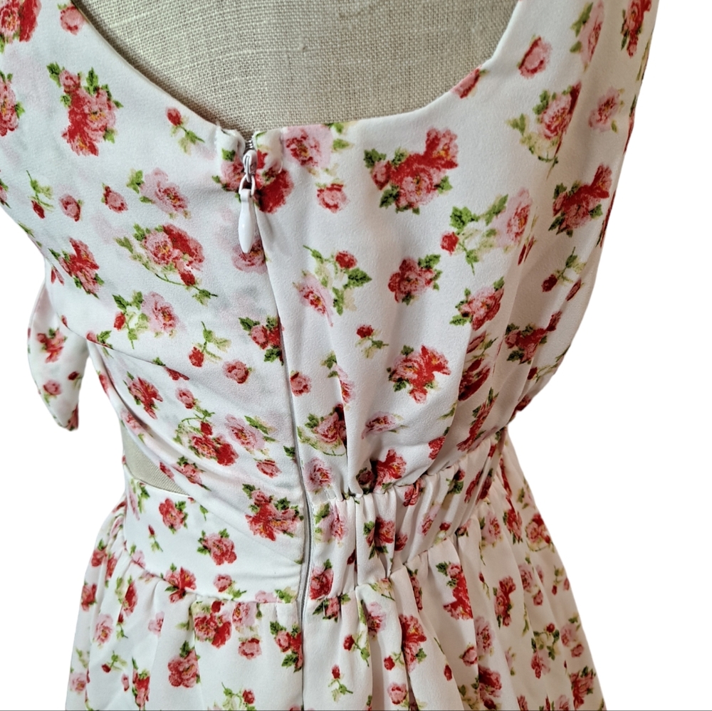 WAYF Tie Front Cutout Floral Chiffon Midi Dress Tiered Summer Wedding Guest Med - Picture 4 of 7